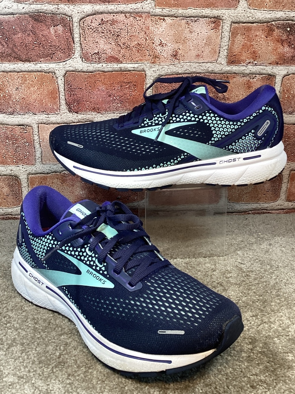 Brooks Ghost 14 women’s running shoes sneakers size 10 D Wide